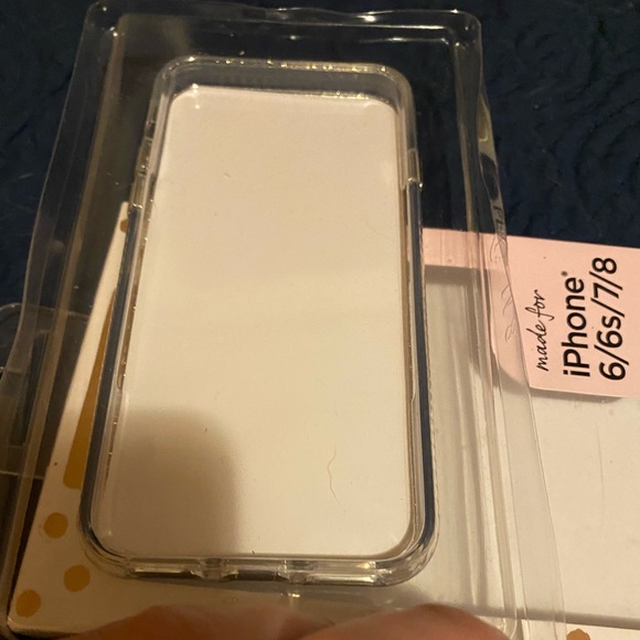 iPhone 6/6s/7/8 shimmery silver phone case - Picture 4 of 4